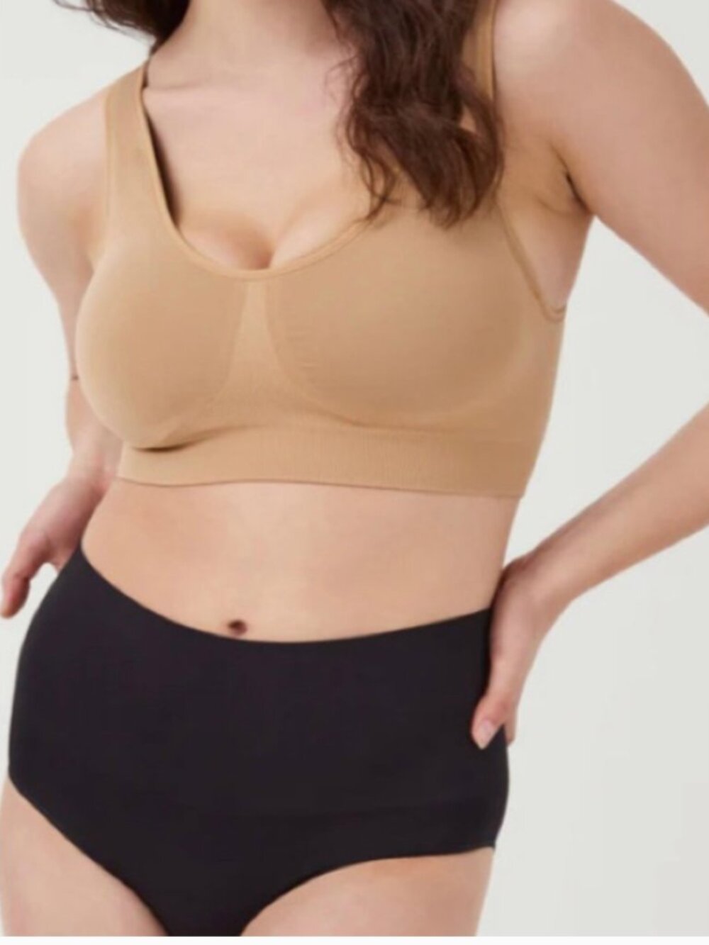 Spanx Women’s Plus Size 1XL Breast of Both Worlds Reversible Seamless Scoop Bra